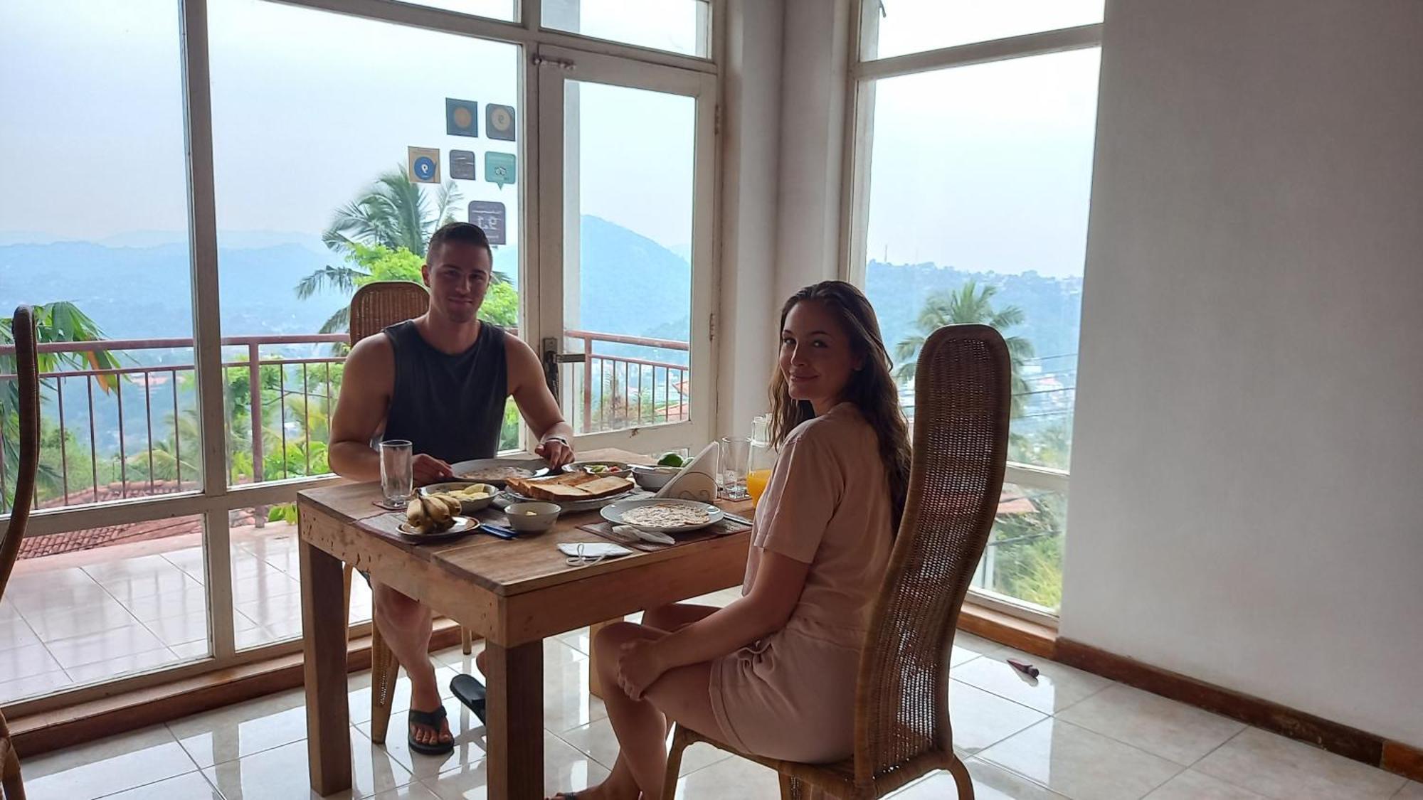 High View Homestay Kandy Esterno foto