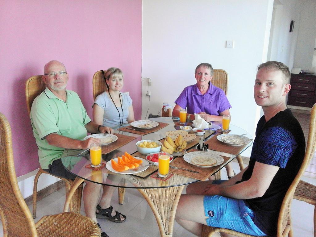 High View Homestay Kandy Esterno foto