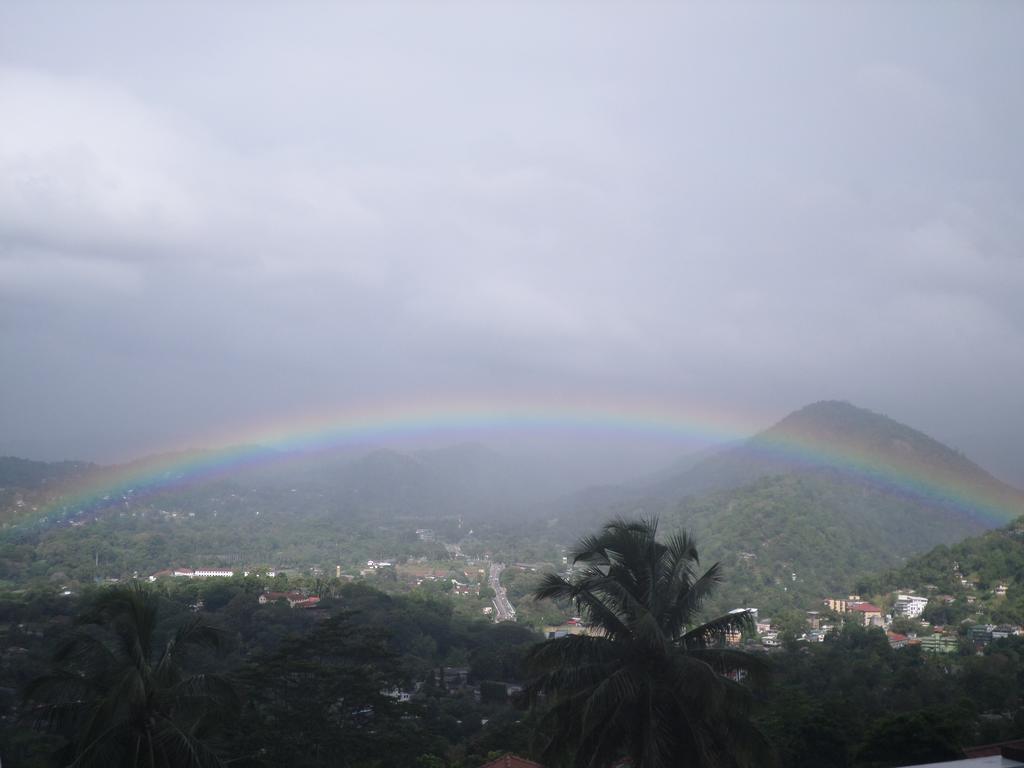 High View Homestay Kandy Esterno foto